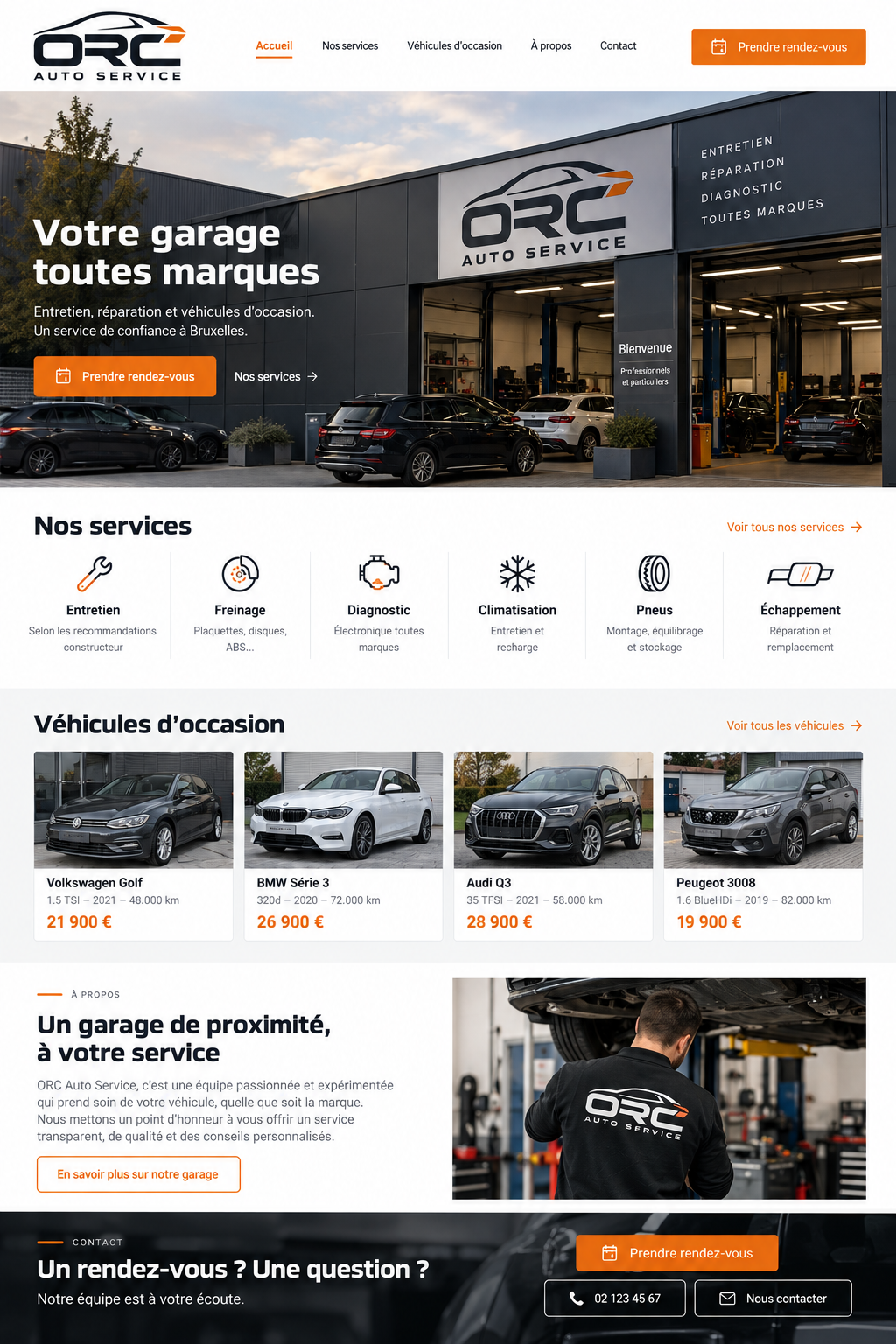 Mécanicien ORC Auto Service intervenant sous un véhicule sur pont